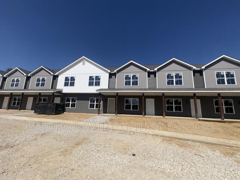 O'Fallon Condo: 225 D Coral Sea Way