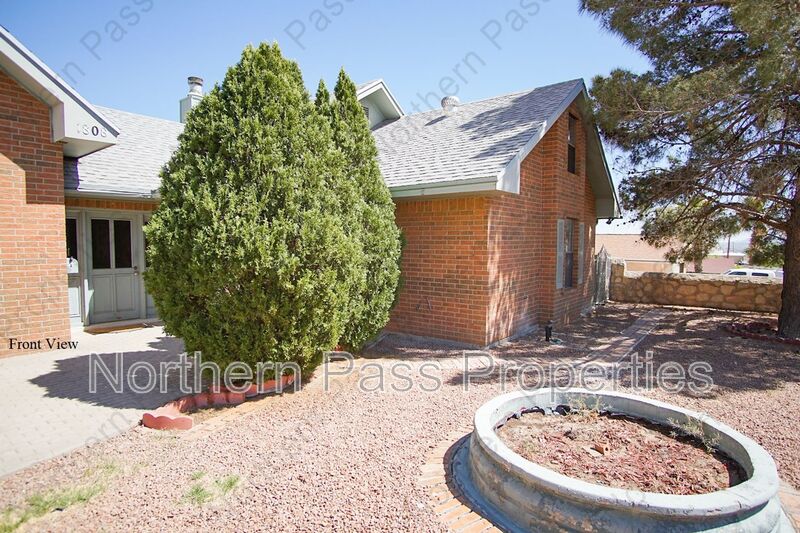 El Paso Condo: 1808 Gurss Place