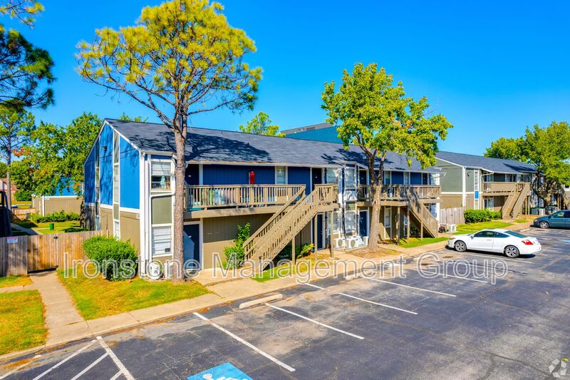 Tulsa House: 4651 S Darlington Ave