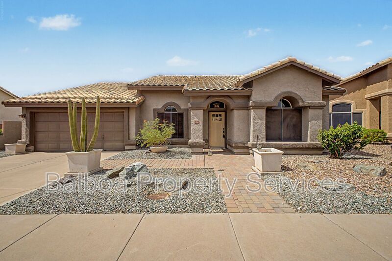 Phoenix House: 1220 E Briarwood Ter
