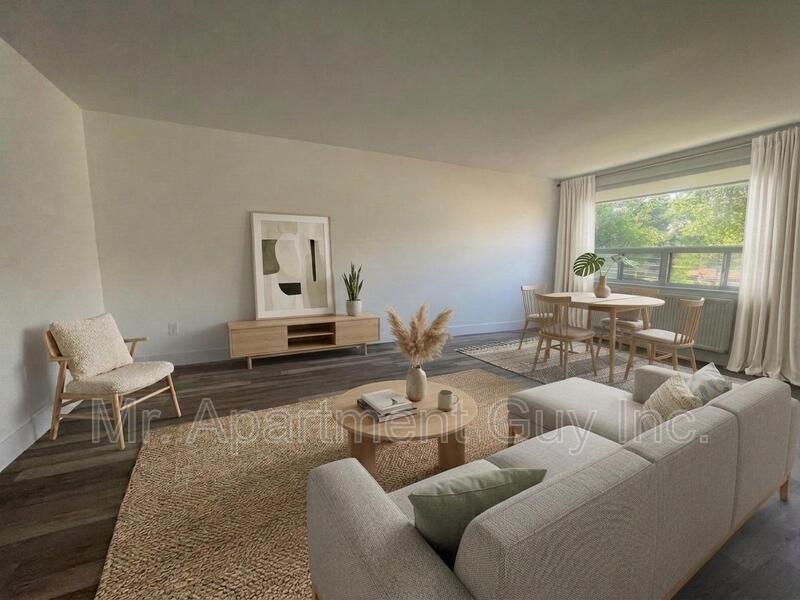 East York Condo: 257 Torrens Avenue