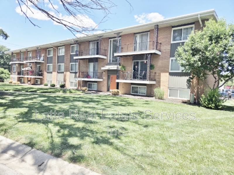 Independence Condo: 12405 E 40th St S