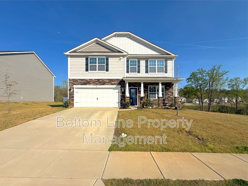 Locust House: 347 Carolina Hemlock Dr
