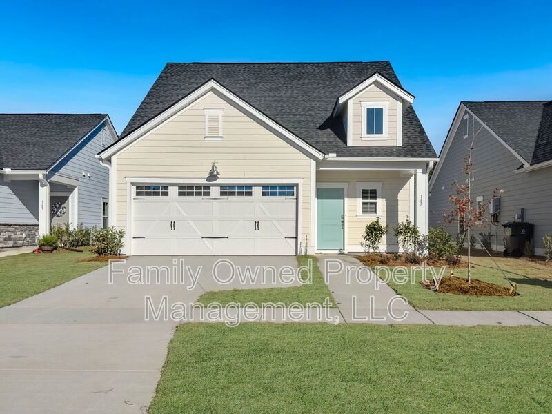 Summerville House: 167 Norses Bay Court