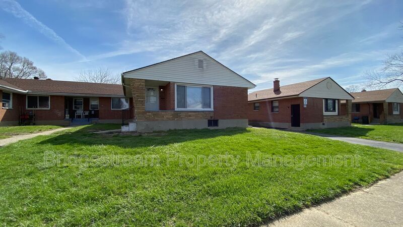 Dayton House: 1732 Harold Dr.