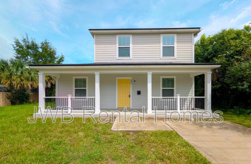 Jacksonville House: 855 Ionia St
