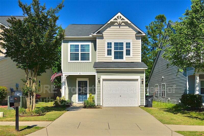 Lexington House: 201 Autumn Stroll Ct