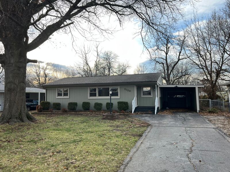 Springfield House: 2129 South Delaware Avenue