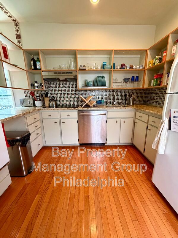 Philadelphia House: 4518 Regent St
