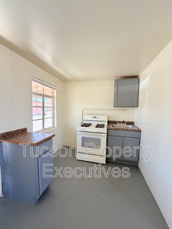Tucson Condo: 3314 East Benson Highway - 9