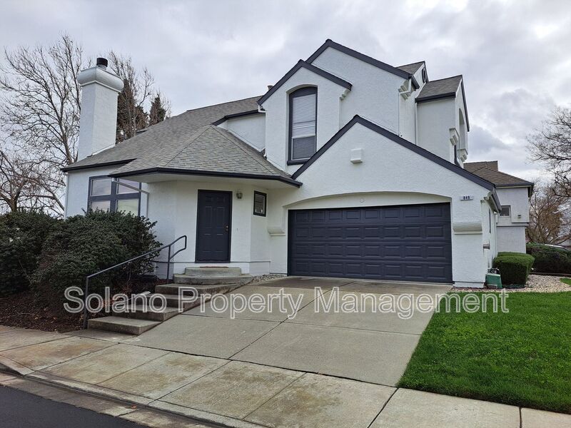 Vacaville House: 849 Chateau Circle