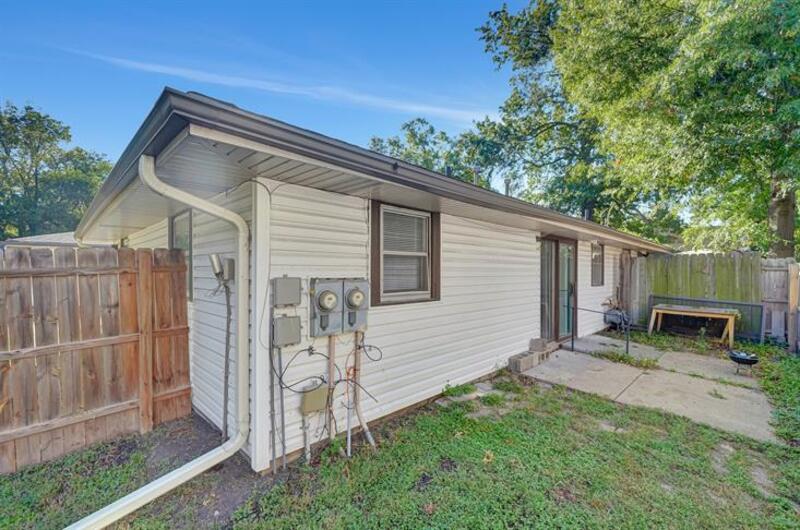Lincoln Condo: 3242 Y St