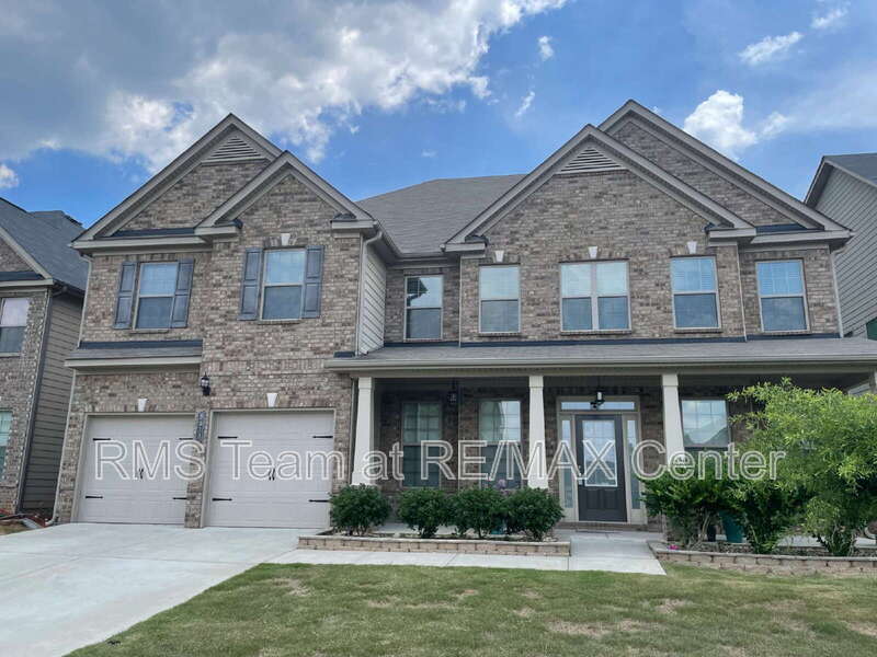 Lawrenceville House: 1011 Virginia Oak Ln