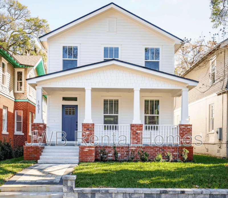Jacksonville House: 1631 Boulevard