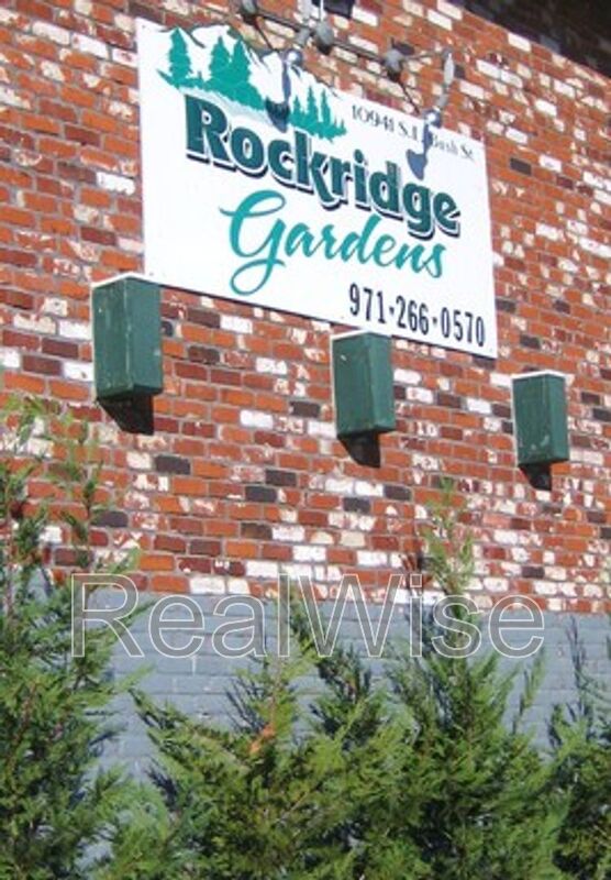 Portland Condo: 10941 SE Bush St