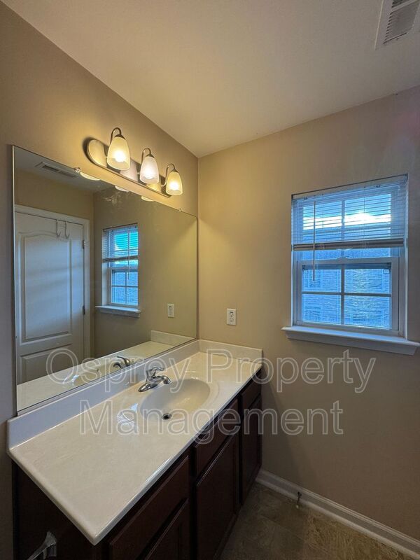 Modern Corner-End Townhome in the Heart of VB "ASK ABOUT OUR ZERO DEPOSIT" - Photo 13