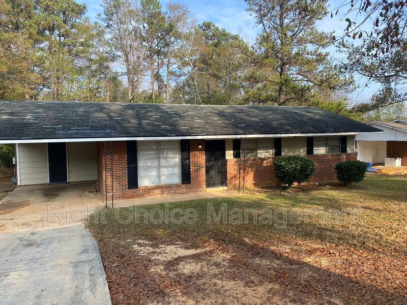 Columbus House: 69 Appolo Drive