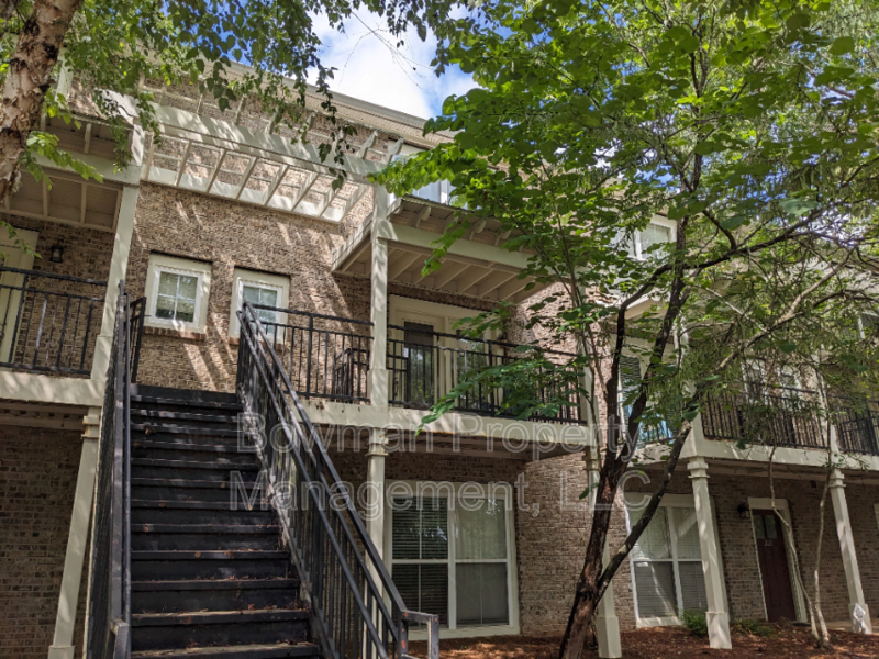 Athens Condo: 490 Barnett Shoals Rd