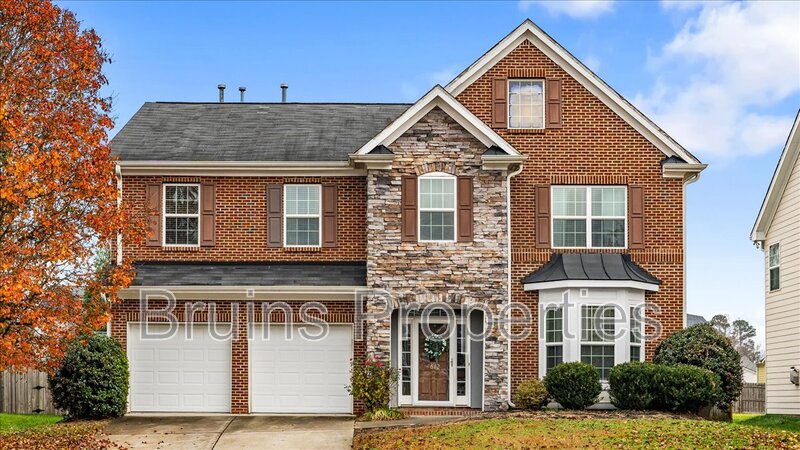 High Point House: 4612 Dry Creek Court