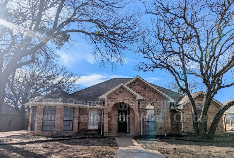 North Richland Hills House: 7313 Century Dr.
