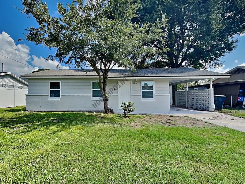 Tampa House: 7912 Allamanda Ave