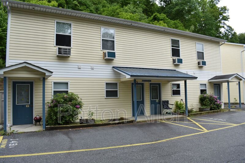 Cullowhee Condo: 145 Citadel Drive