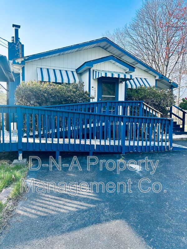 Tunkhannock Twp Condo: 1228 Allegheny Dr