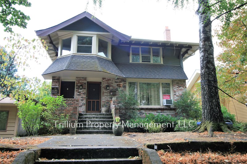 Portland Condo: 1954 SE Hemlock Ave. Apt. B