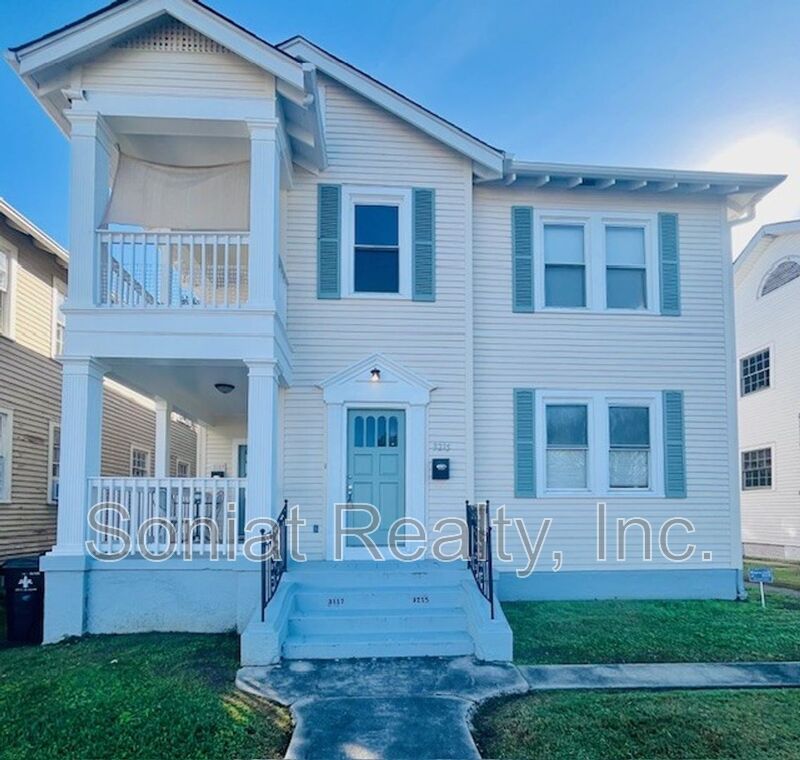 New Orleans House: 3215 Nashville St.