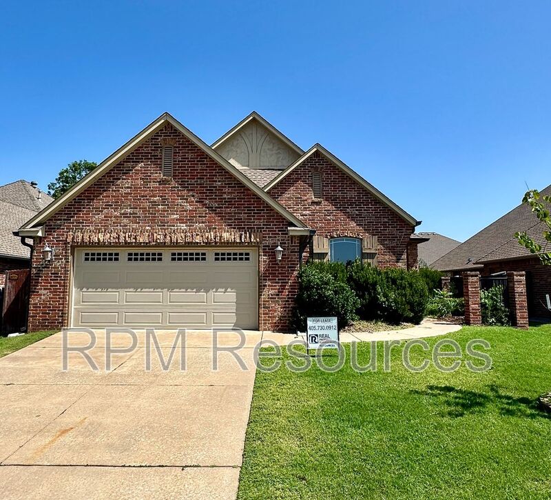 Oklahoma City House: 3121 SW 136th Terrace