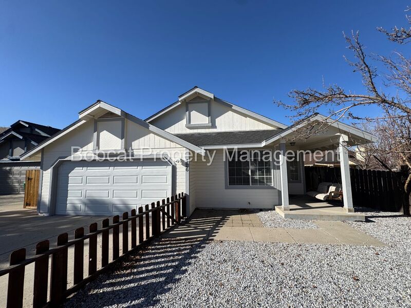 Carson City House: 326 Sandalwood Dr