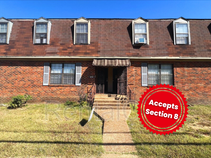 Memphis Townhome: 3216 S Mendenhall Rd