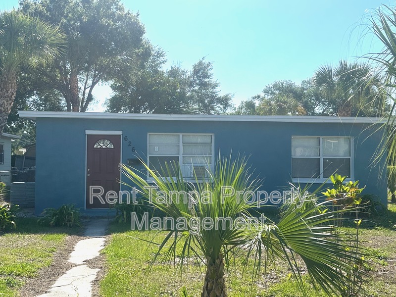 St. Petersburg House: 626 31st Street South