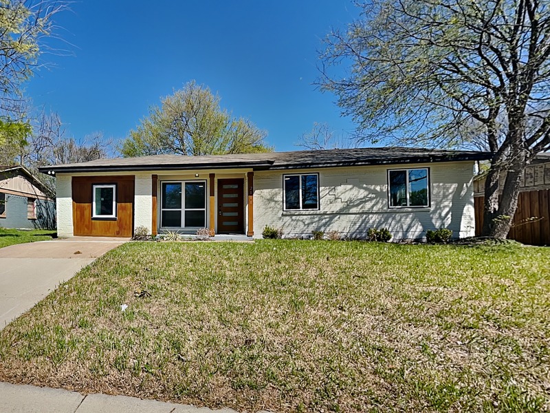 Arlington House: 2111 Melissa St