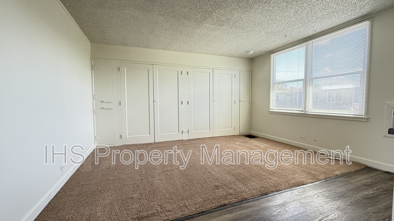 Richland Condo: 1211 George Washington Way