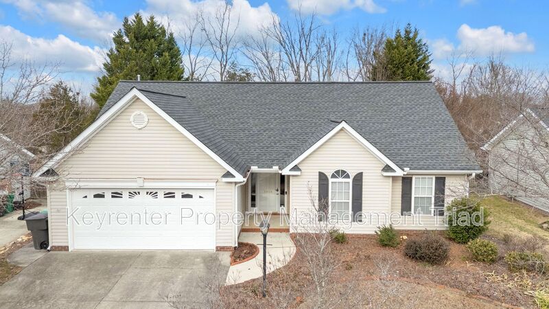 High Point House: 1016 Tesh Ct