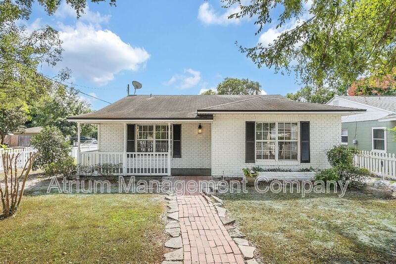 Orlando House: 1720 Canton St