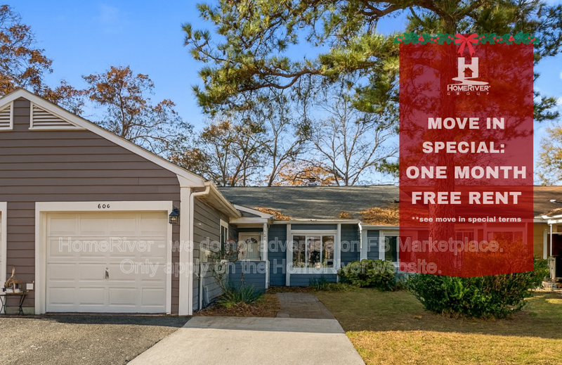 Salisbury House: 604 Edgewater Dr