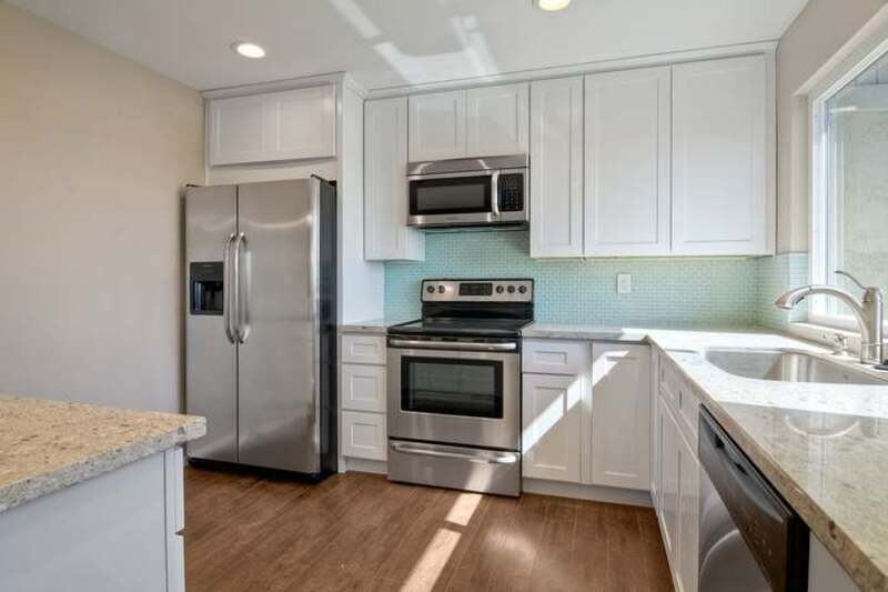 San Diego Condo: 6318 Caminito Andreta