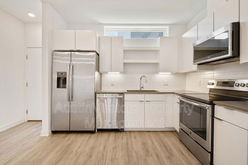 Austin Condo: 5924 S. Congress Ave