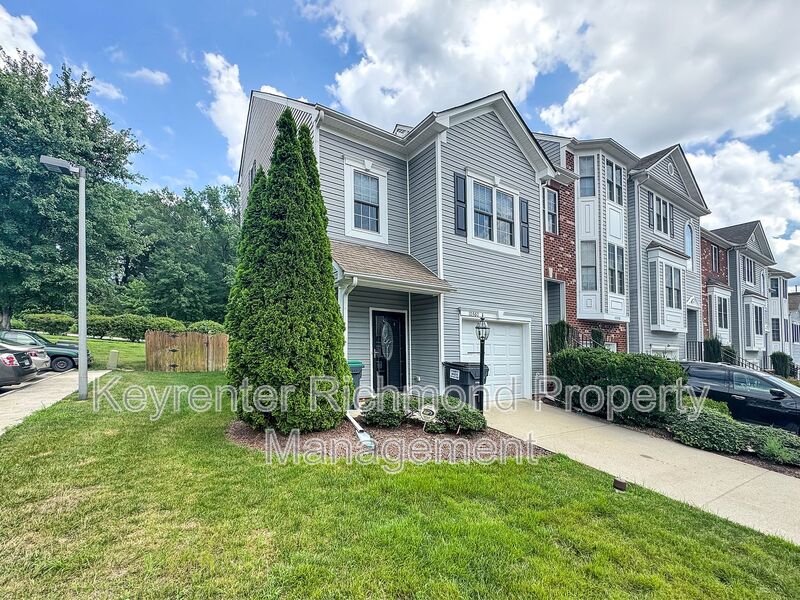 Ashland House: 10360 Caracara Drive