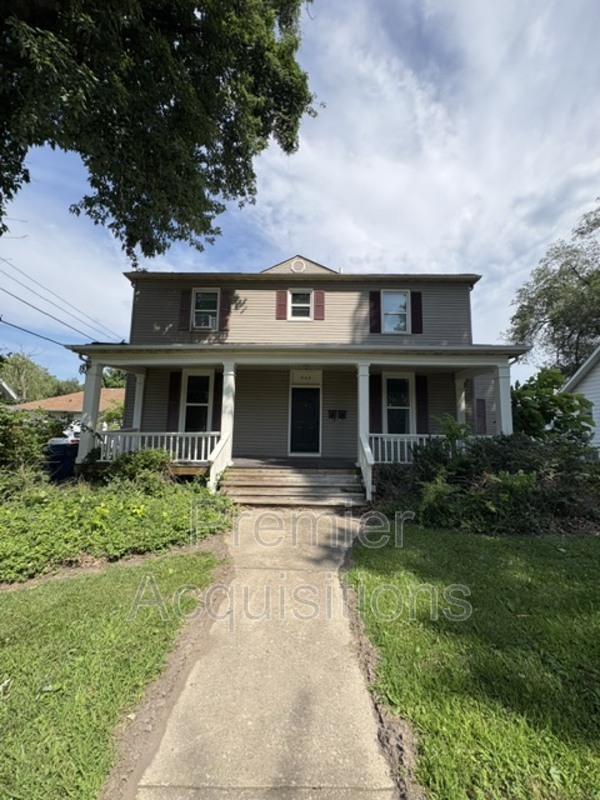 Alton Condo: 866 Washington Avenue