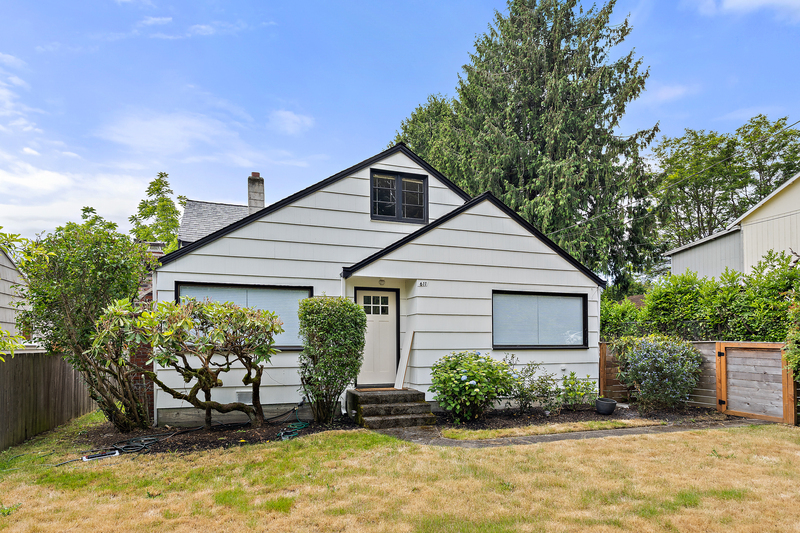 Seattle House: 611 N 143rd St