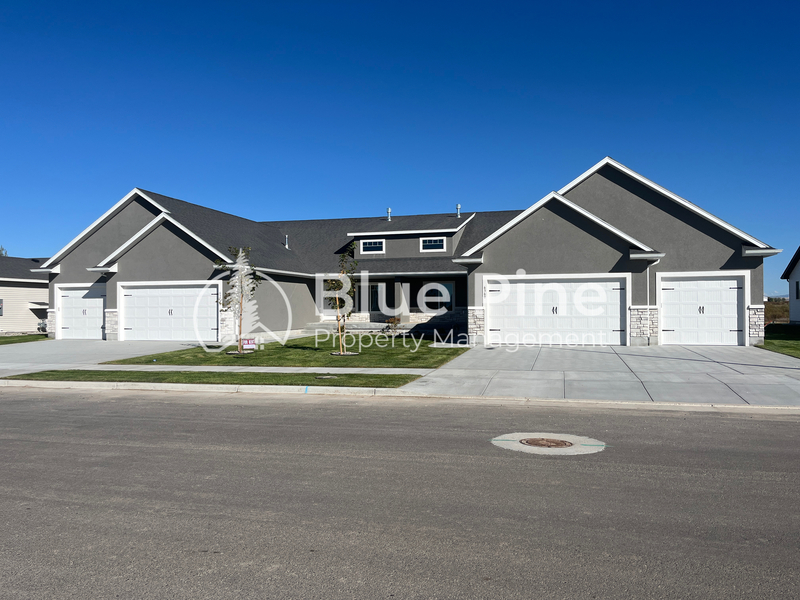 Idaho Falls House: 6360 Ender Lane