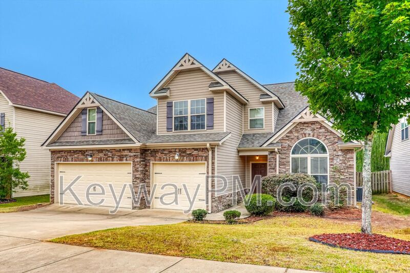 Grovetown House: 219 Kickham Lane