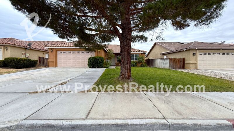 Victorville House: 13174 Butte Ave
