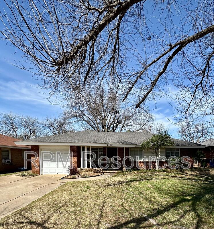 Oklahoma City House: 2137 Barclay Rd