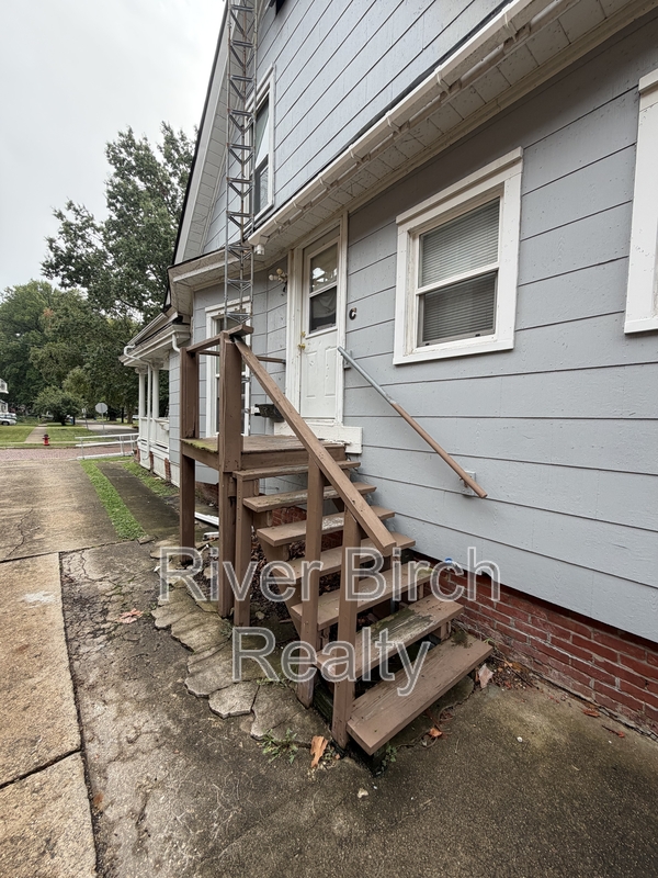 Springfield Condo: 627 New Street - 2
