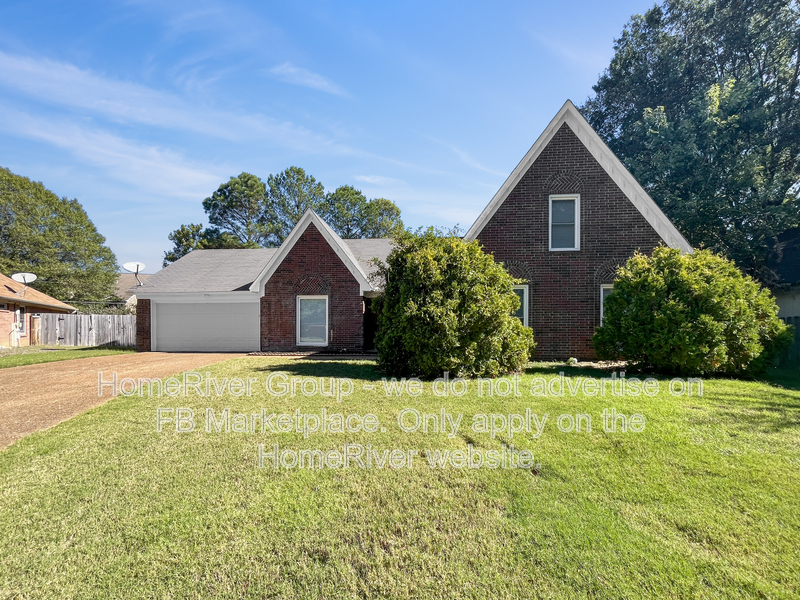 Memphis House: 4252 Winding Hollow Way