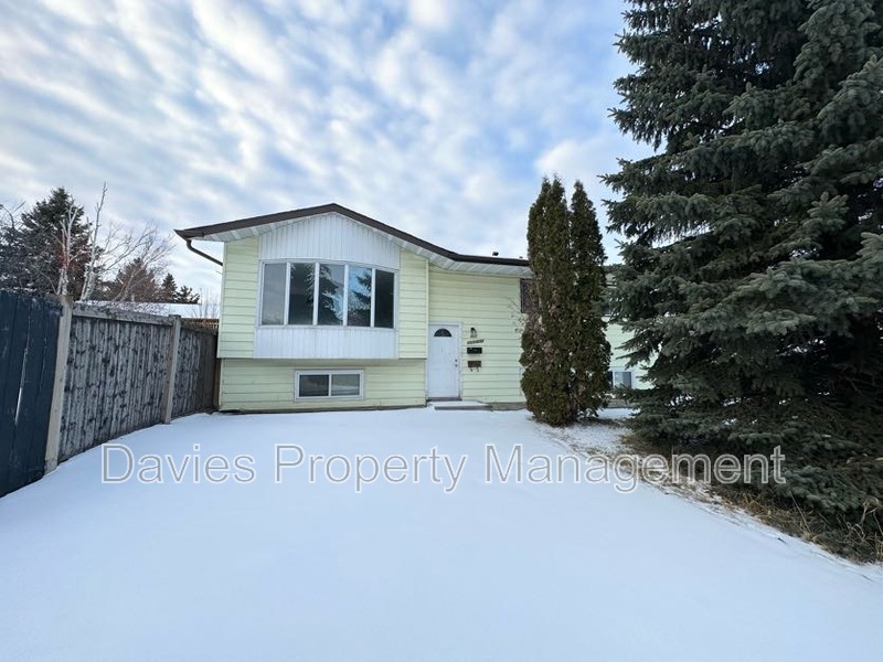 Edmonton House: 1712 51 Street NW